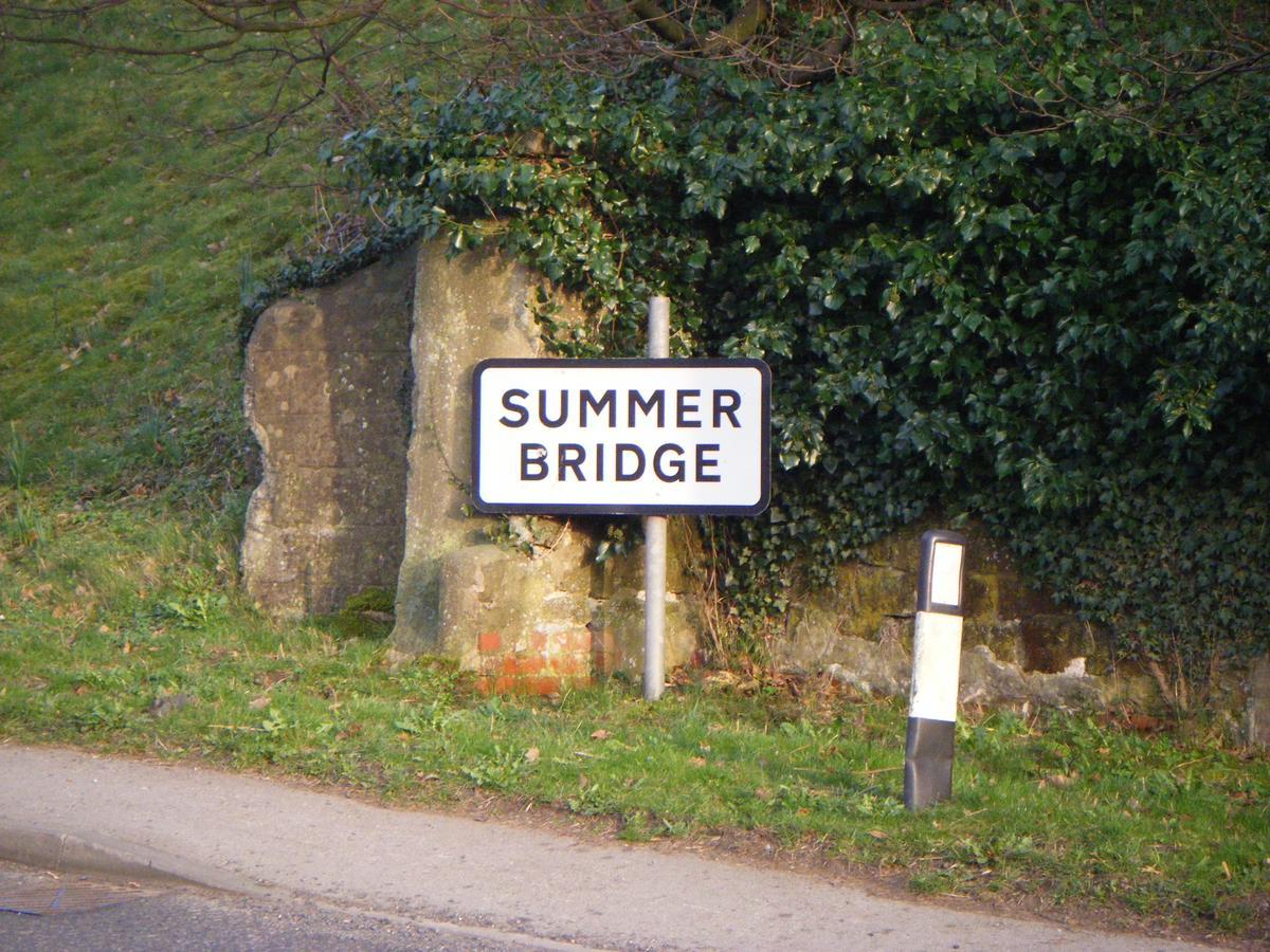 The Firs B&B &Tea Room Summer Bridge 外观 照片